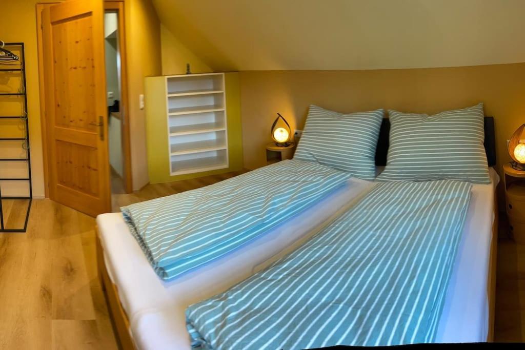 Neu Renoviertes 2Zi Appartment Im Dg Feldkirch Eksteriør bilde
